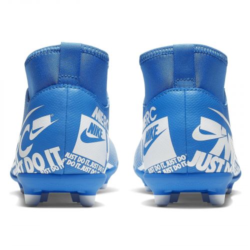 Buty dla dzieci do piłki nożnej Nike Mercurial Superfly 7 Club MG AT8150