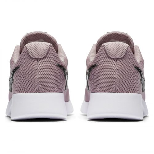 Buty Nike Tanjun W 812655