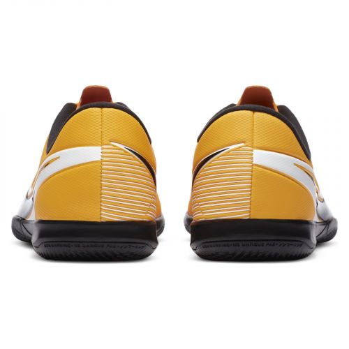 Buty halowe dla dzieci Nike Mercurial Vapor 13 Academy IN AT8137