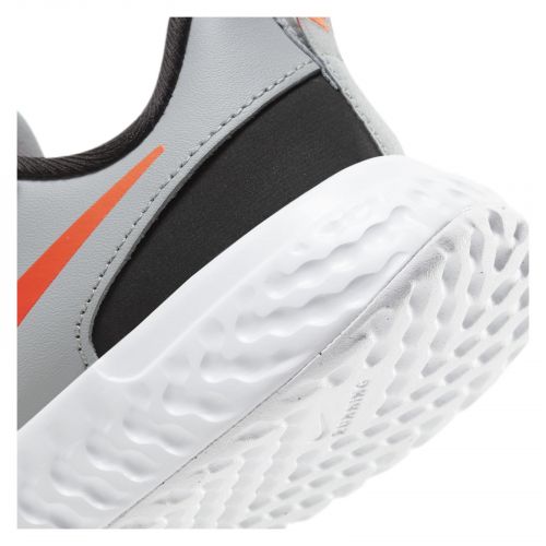 Buty sportowe dla dzieci Nike Revolution 5 Jr BQ5672 