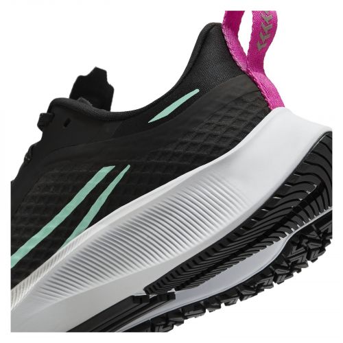 Buty damskie do biegania Nike Air Zoom Pegasus 37 Schield CQ8639