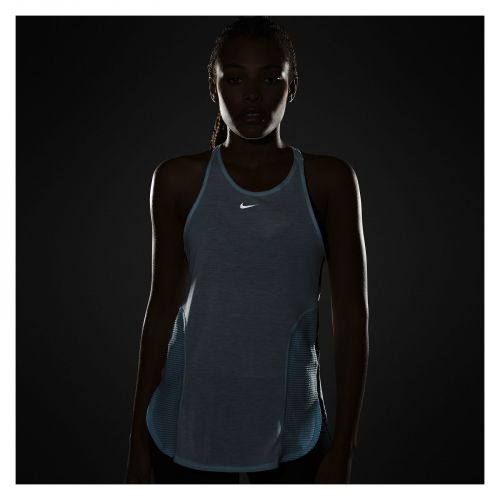Koszulka damska treningowa Nike AeroAdapt CU5716