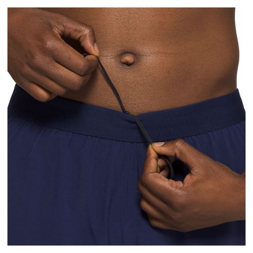 Spodenki męskie do biegania ASICS Road 5 2w1 2011A838