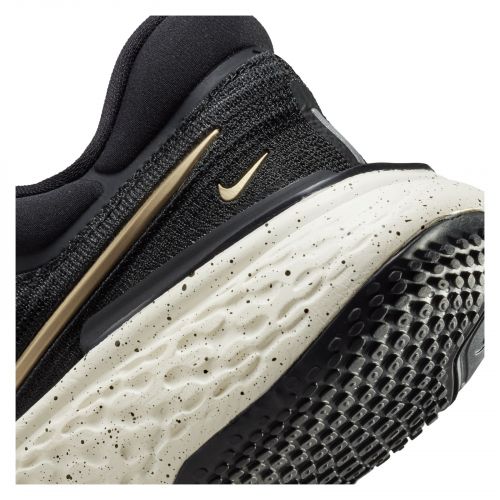 Buty damskie do biegania Nike ZoomX Invincible Run Flyknit CT2229