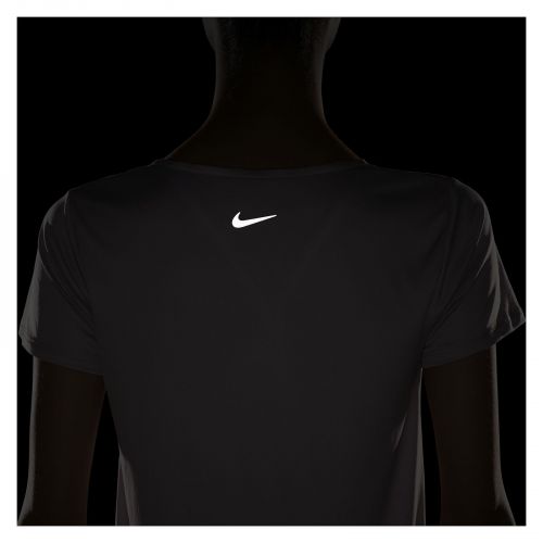 Koszulka damska do biegania Nike Swoosh Run CZ9278