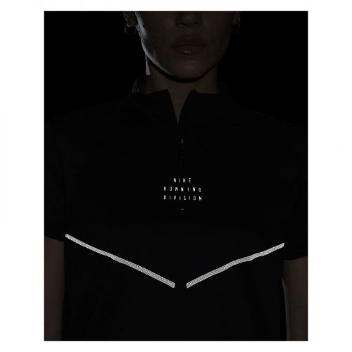 Koszulka do biegania damska Nike ADV Run Division DM7747