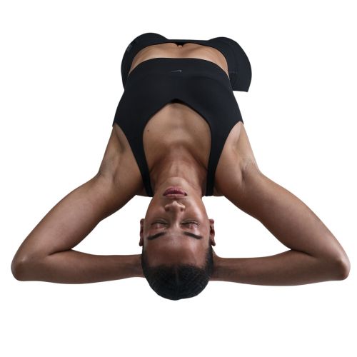 Biustonosz treningowy Nike Alate Medium Support Dri-FIT FQ7383