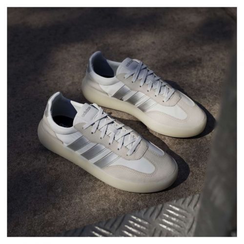 Buty damskie adidas Barreda Decode JI2321