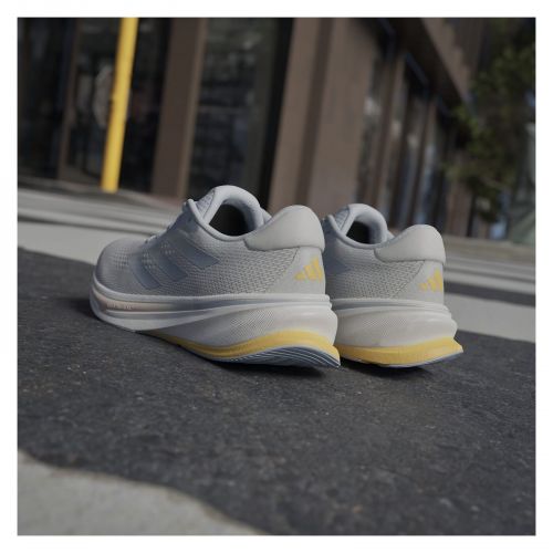 Buty do biegania damskie adidas Supernova Rise IG7512