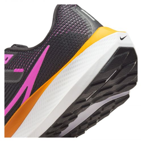 Buty do biegania damskie Nike Pegasus 40 DV3854
