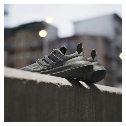 Buty do biegania męskie adidas Ultraboost Light COLD.RDY 2.0 HP6414