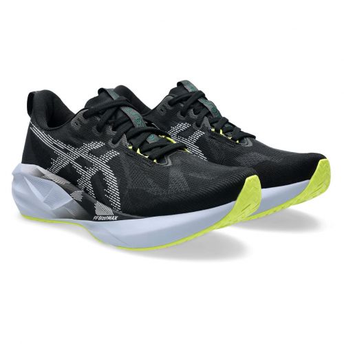 Buty do biegania męskie Asics Novablast 5 1011B974