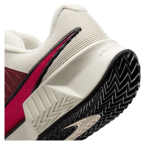 Buty do tenisa damskie Nike GP Challenge Pro FJ1808