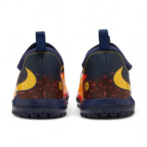 Buty piłkarskie turfy dla dzieci Nike Jr. Phantom 6 Low Academy Erling Haaland HQ2040