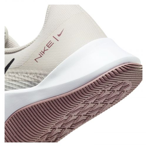 Buty treningowe damskie Nike MC Trainer 2 DM0824