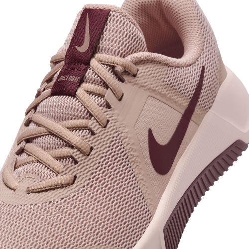 Buty treningowe damskie Nike MC Trainer 3 FQ1830