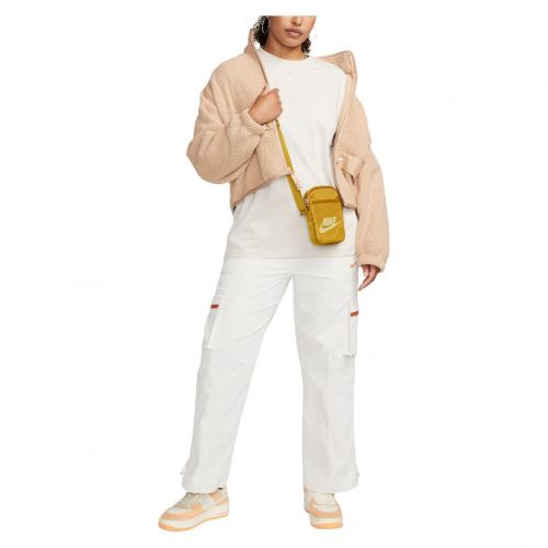 Koszulka damska Nike Sportswear Essential FD4149