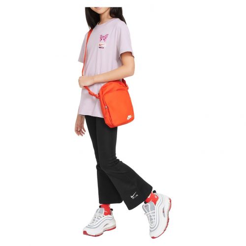 Koszulka dla dziewcząt Nike Sportswear FN9688