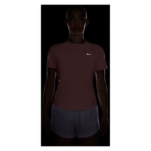 Koszulka do biegania damska Nike Swift HM9698