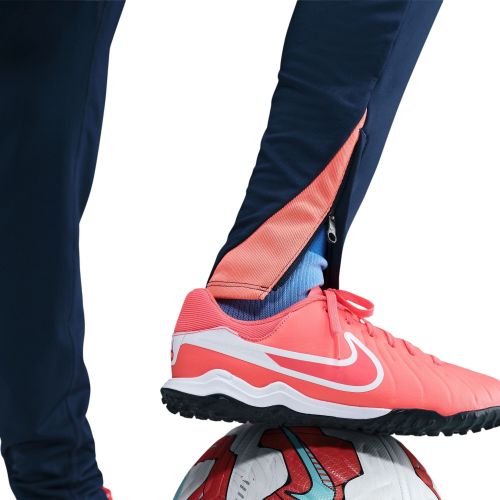 Spodnie piłkarskie dla dzieci Nike Dri-FIT Total 90 FC Barcelona Strike HM4166