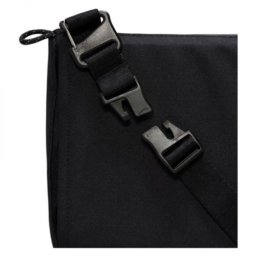 Torba przez ramię Nike ACG DAYMAX 3 l HJ8180