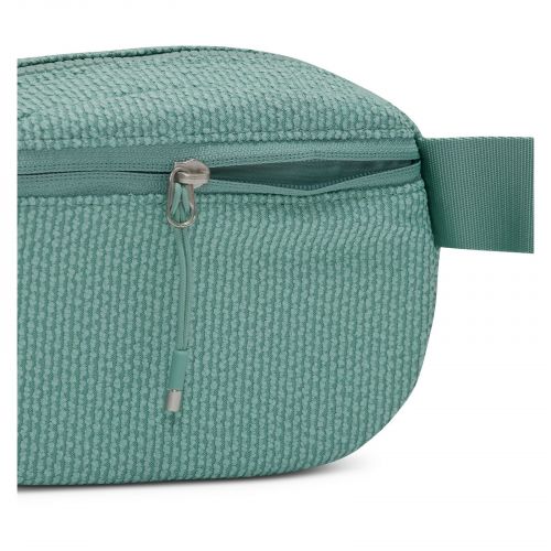 Torba sportowa przez ramię 2 l Nike Aura HV6626